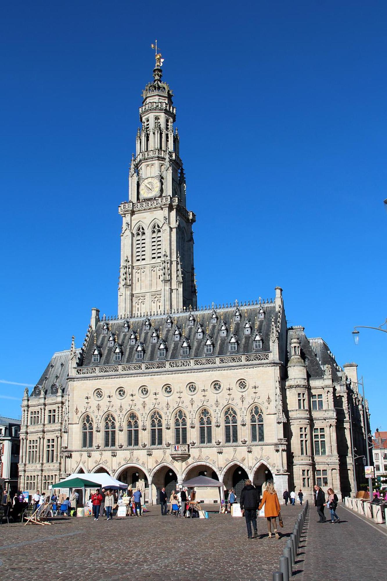 Le Heros - Central - Familial - Spacieux - Parking Public Proche Arras Bagian luar foto